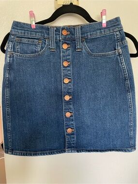 MADEWELL 25 medium dark wash denim skirt . Excellent condition no flaws